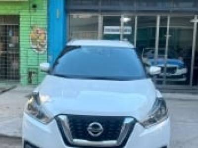 Nissan Kicks Exclusive CvtAT ,  2018 ,  Nafta ,  4x2 ,  90.000 km.
