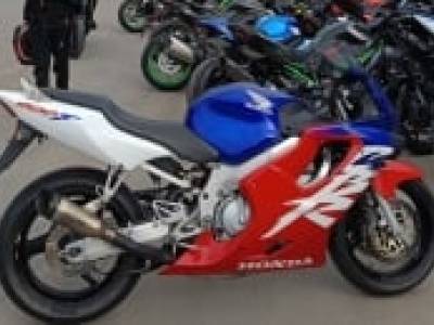 Honda Cbr 600 Ultima Light2000 ,  Nafta ,  65.000 km.