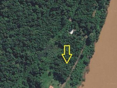 Terrenos Sobre R&iacute;o Uruguay, Frente a Brasil, Paso Internacional