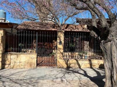 Casa en Venta - Barrio Los Tamandos II. Las Heras
