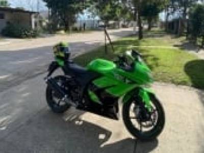 Kawasaki Ninja 250r2011 ,  Nafta ,  27.000 km.