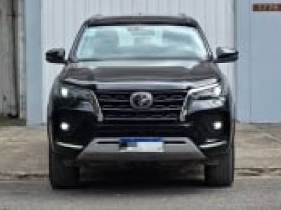 Toyota Sw4 SrxMT ,  2021 ,  Diesel ,  4x4 ,  110.000 km.