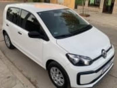 Volkswagen Up TakeMT ,  2018 ,  Nafta ,  120.000 km.
