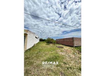 Terreno en venta 412m&sup2;Zona Aeropuerto Resistencia