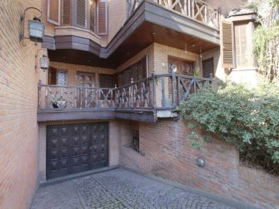 VENTA CASA 5 AMB./ JARDIN/ COCHERAS S. A. DE PADUA