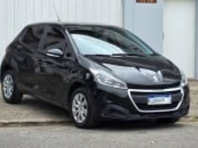 Peugeot 208MT ,  2019 ,  Nafta ,  91.000 km.