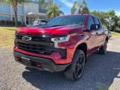 Chevrolet Silverado Z71AT ,  2026 ,  Nafta ,  4x4 ,  0 km.