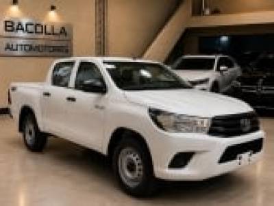 Toyota Hilux Dx 4x4AT ,  2026 ,  Diesel ,  4x4 ,  3 km.