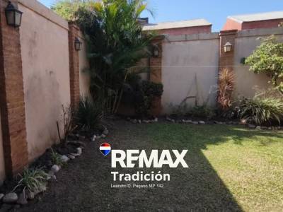 VENTA CASA 2 PLANTAS  3 DORMITORIOS
