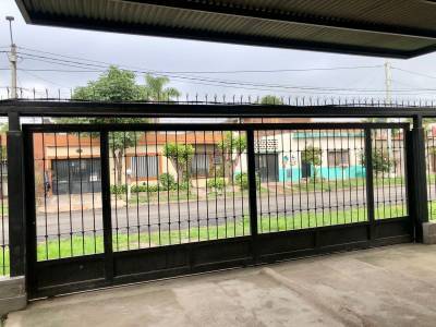 ALQUILER CASA CON GARAJE
