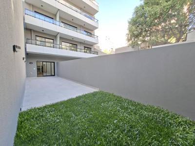 MONOAMBIENTE CON AMPLIO PATIO PROPIO - EN NU&Ntilde;EZ